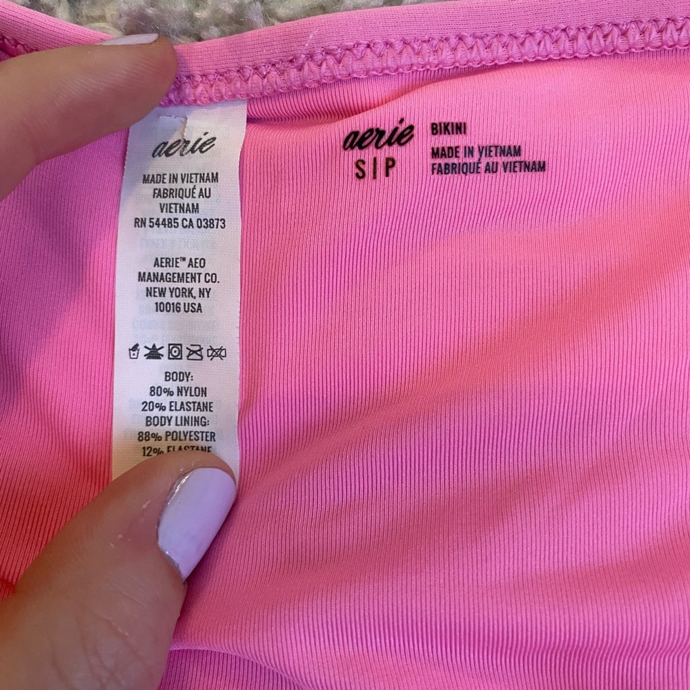 AERIE BUBBLEGUM PINK BIKINI BOTTOMS!! Size Small!